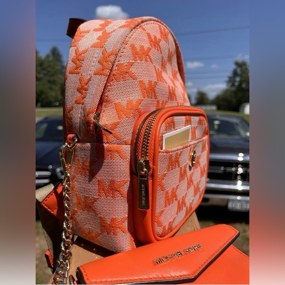 Michael Kors Maisie Small Logo Jacquard 2-in-1 Backpack with Cardholder Wallet N - Picture 3 of 8